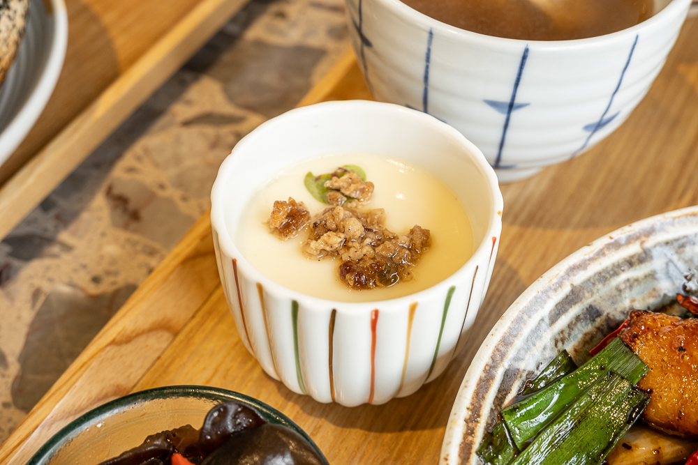 台中|湯明茶樓|老宅改建 新式台菜 喫茶好所在 台中|湯明茶樓|老宅改建 新式台菜 喫茶好所在