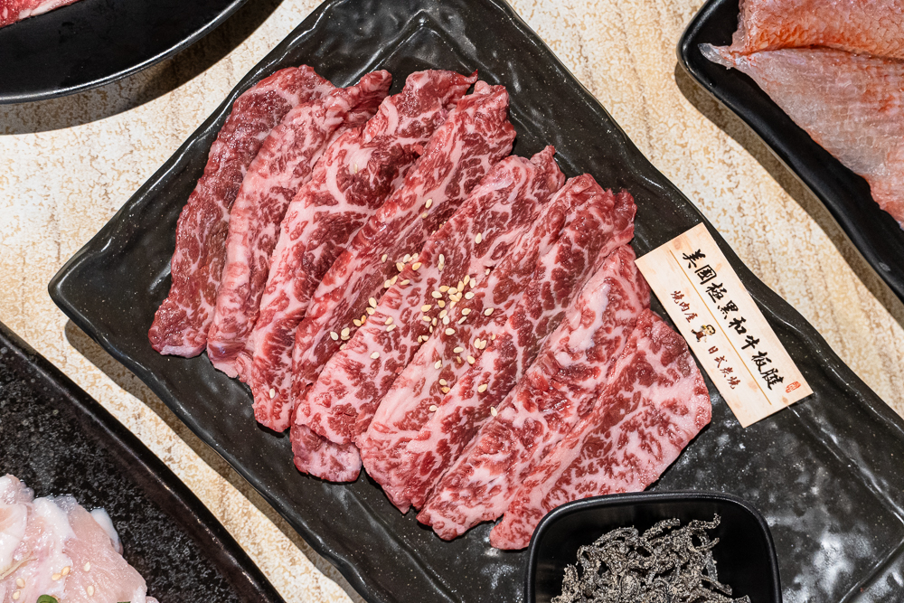 新北|燒肉屋|捷運徐匯中學站 炭火直烤 蘆洲燒肉 新北|燒肉屋|捷運徐匯中學站 炭火直烤 蘆洲燒肉