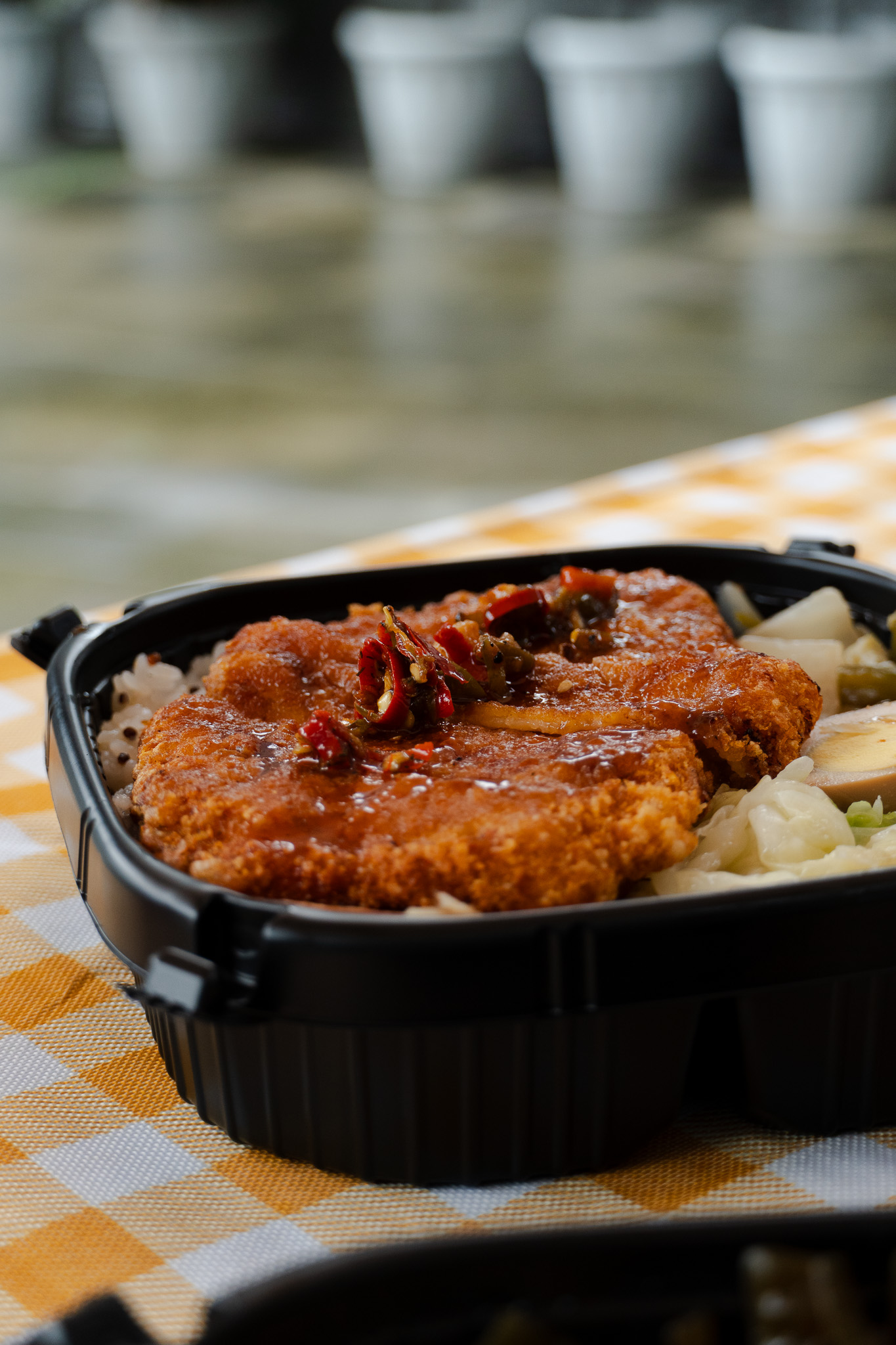 桃園|米食BENTO|藏身黃昏市場的職人便當店 外帶族一試成主顧 每一口都是手作的真誠 桃園|米食BENTO|藏身黃昏市場的職人便當店 外帶族一試成主顧 每一口都是手作的真誠