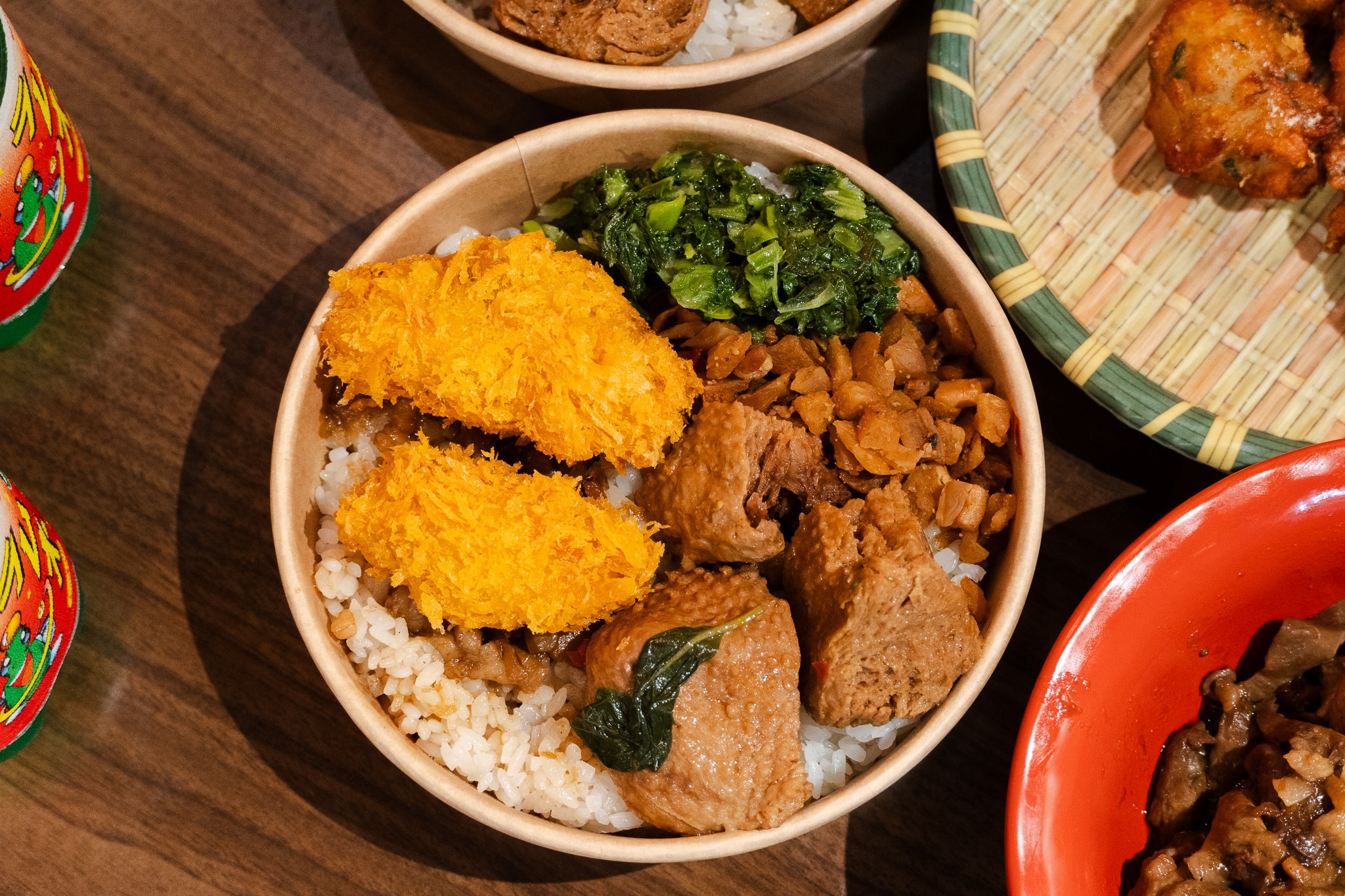桃園|上座 古傳滷肉飯專賣店|藏在龜山街角的懷舊滋味 沒有浮誇調味 只有老一輩細火慢燉的踏實 桃園|上座 古傳滷肉飯專賣店|藏在龜山街角的懷舊滋味 沒有浮誇調味 只有老一輩細火慢燉的踏實