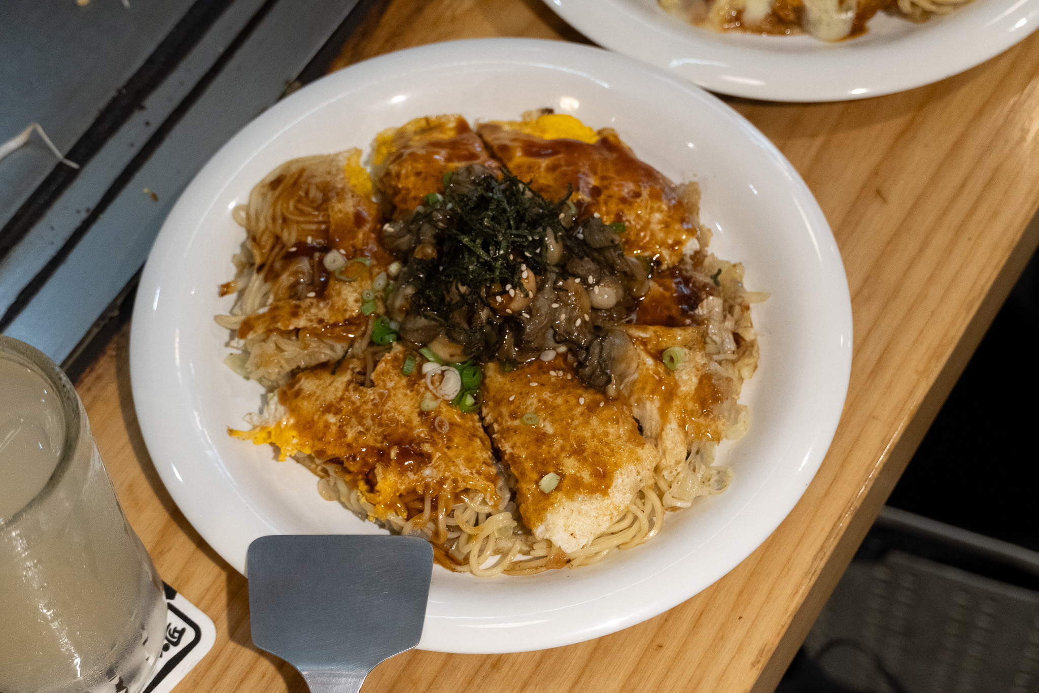 台北|赤鐵廣島燒專賣店 民權店|從廣島職人手中學來的味道 只為重現最道地的廣島燒風味 台北|赤鐵廣島燒專賣店 民權店|從廣島職人手中學來的味道 只為重現最道地的廣島燒風味