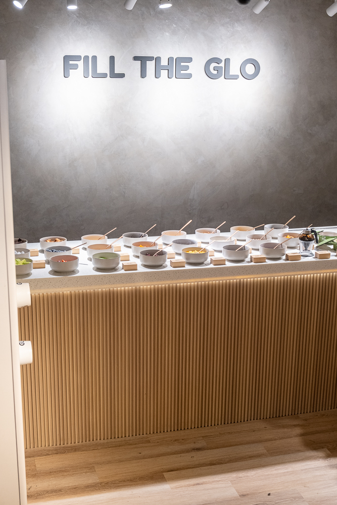 台北|GLÖ FROYO|秤重式冷凍優格 新鮮配料 開心果巧克力 台北|GLÖ FROYO|秤重式冷凍優格 新鮮配料 開心果巧克力