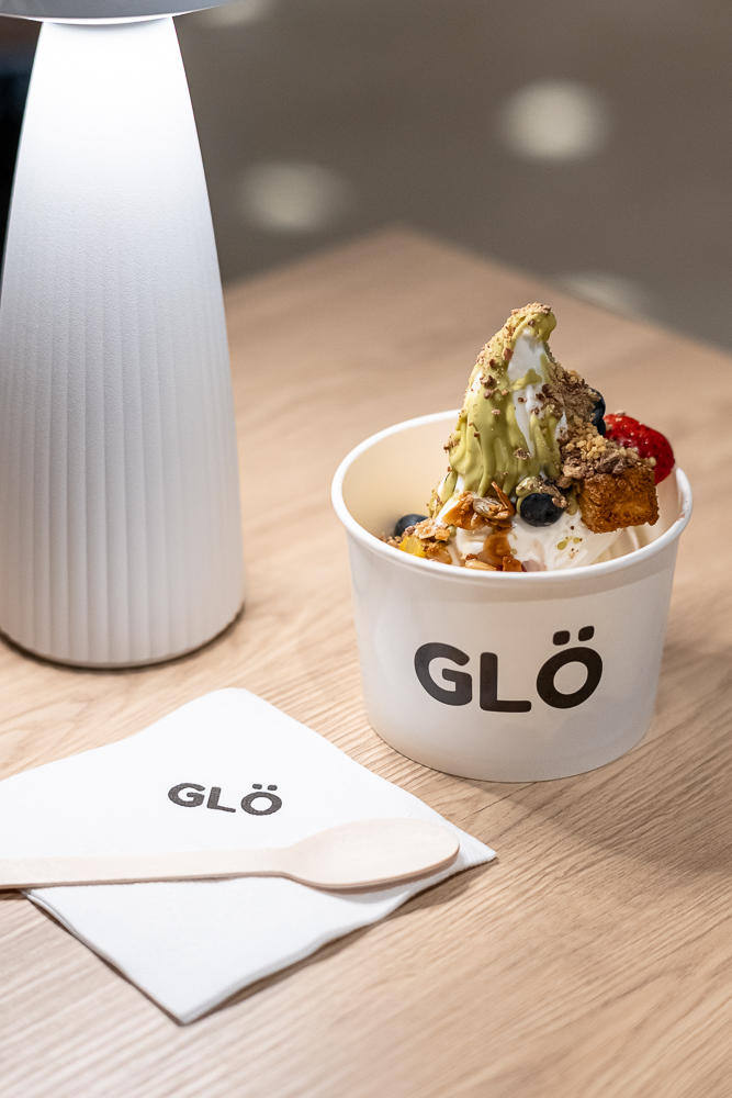 台北|GLÖ FROYO|秤重式冷凍優格 新鮮配料 開心果巧克力 台北|GLÖ FROYO|秤重式冷凍優格 新鮮配料 開心果巧克力