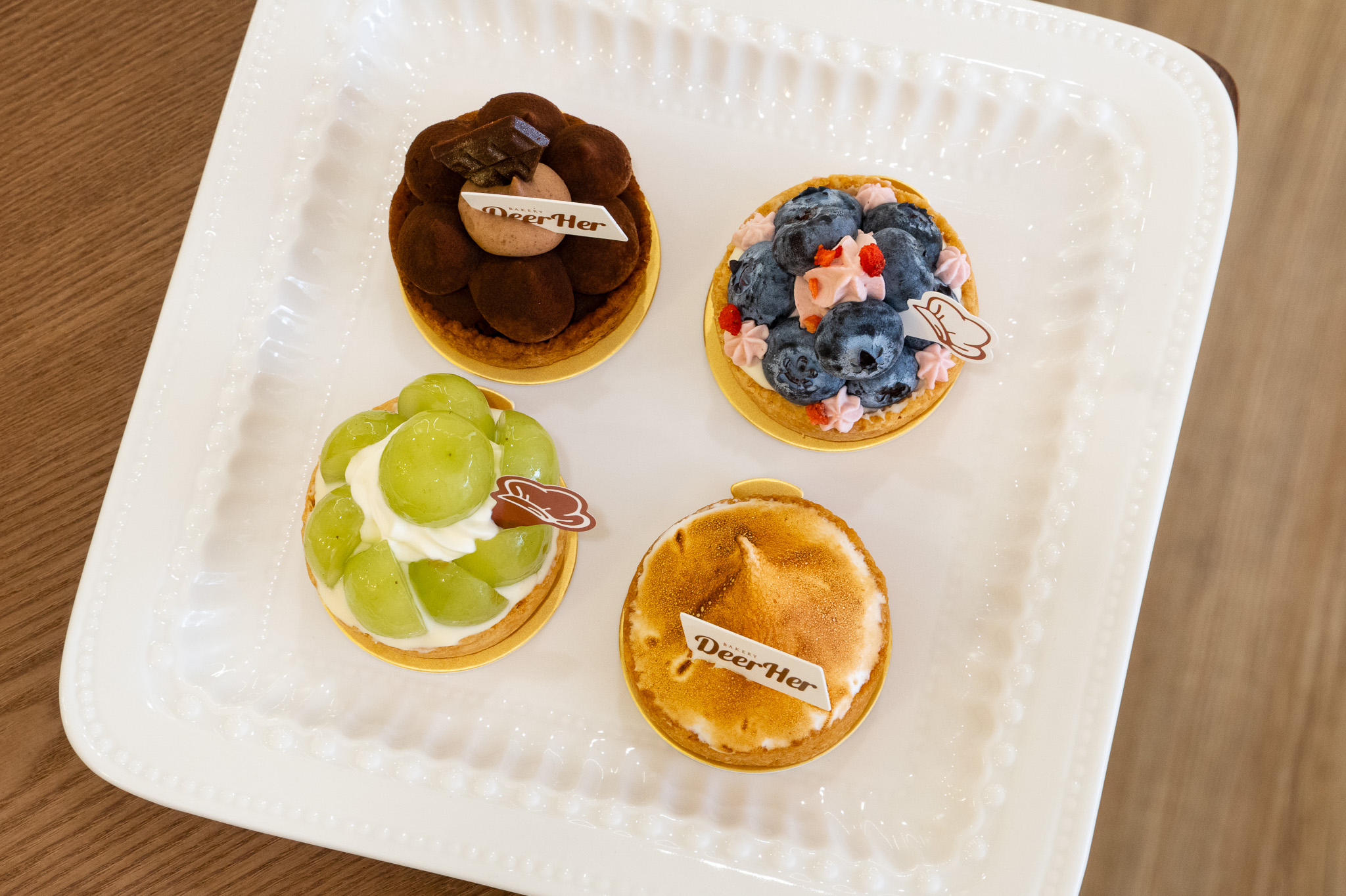 台中｜DeerHer甜點廚坊 東海店｜台中東海不限時下午茶 療癒甜點 客製喜餅一次滿足