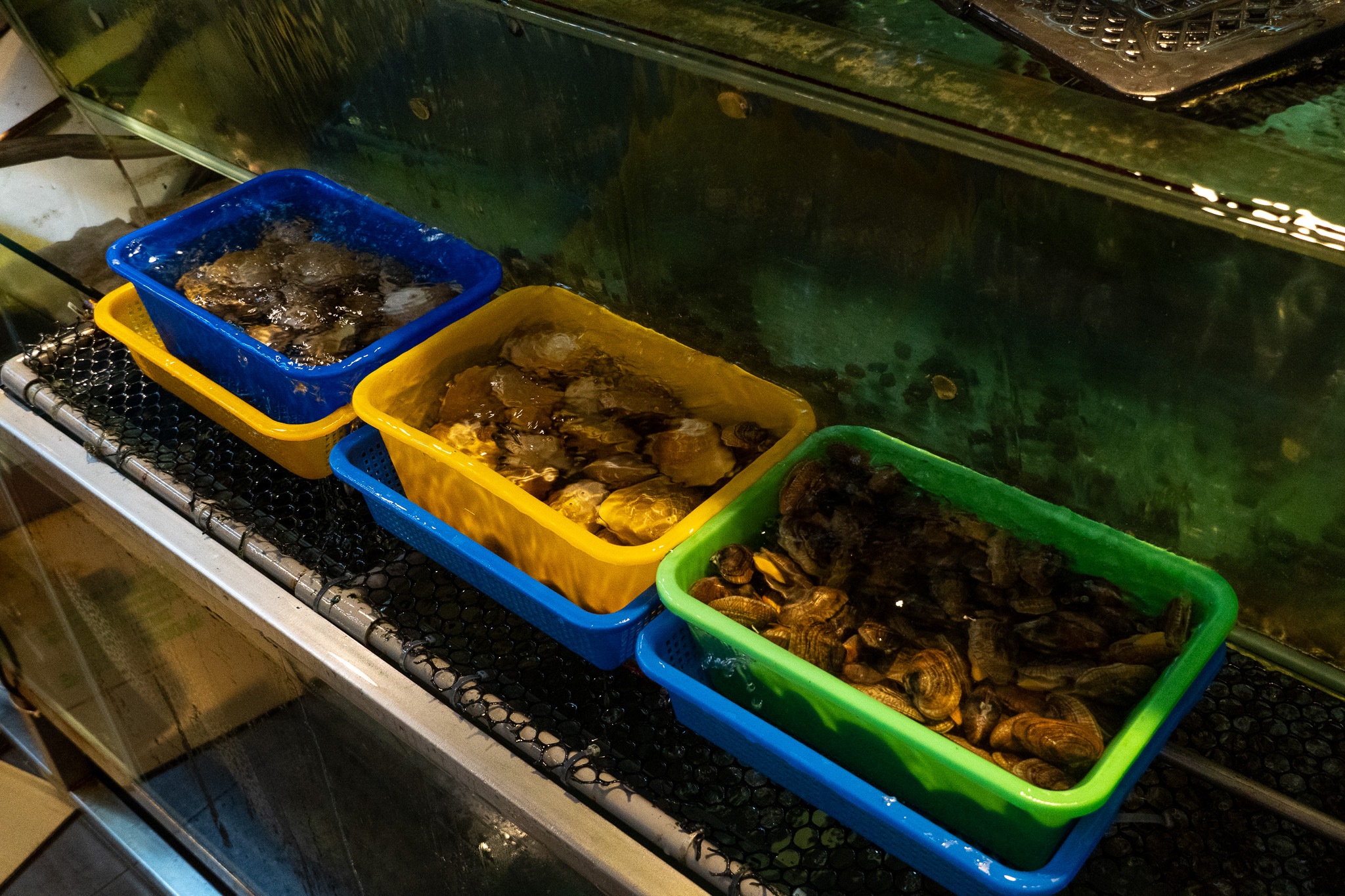 台中｜海產地美食餐廳｜台中老字號海鮮餐廳 30年的手路菜變成中秋限定禮盒