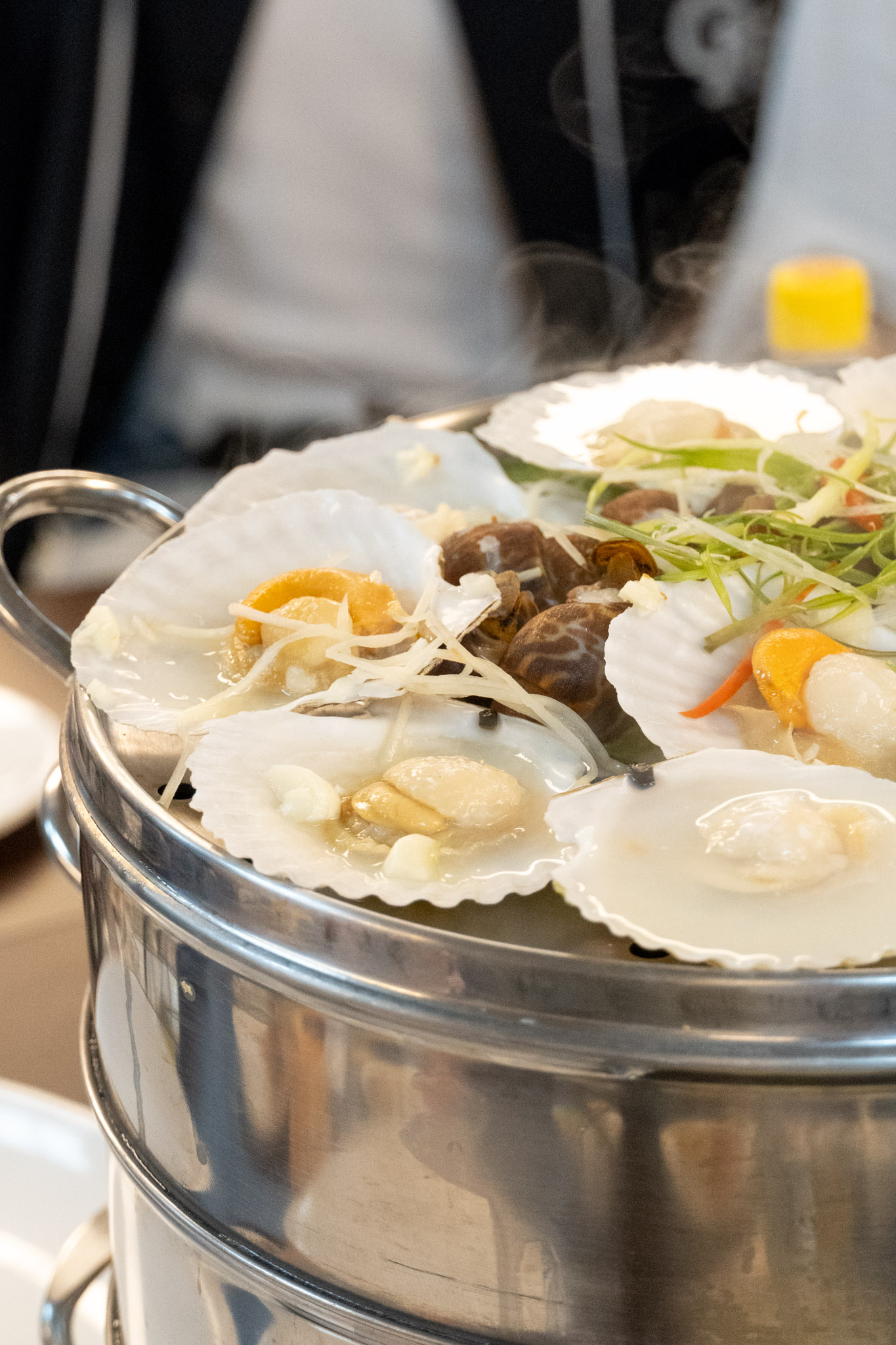 嘉義｜嘉漁海鮮宴餐廳｜嘉義在地人私藏海鮮餐廳 超狂海鮮塔 連當地人都訂不到