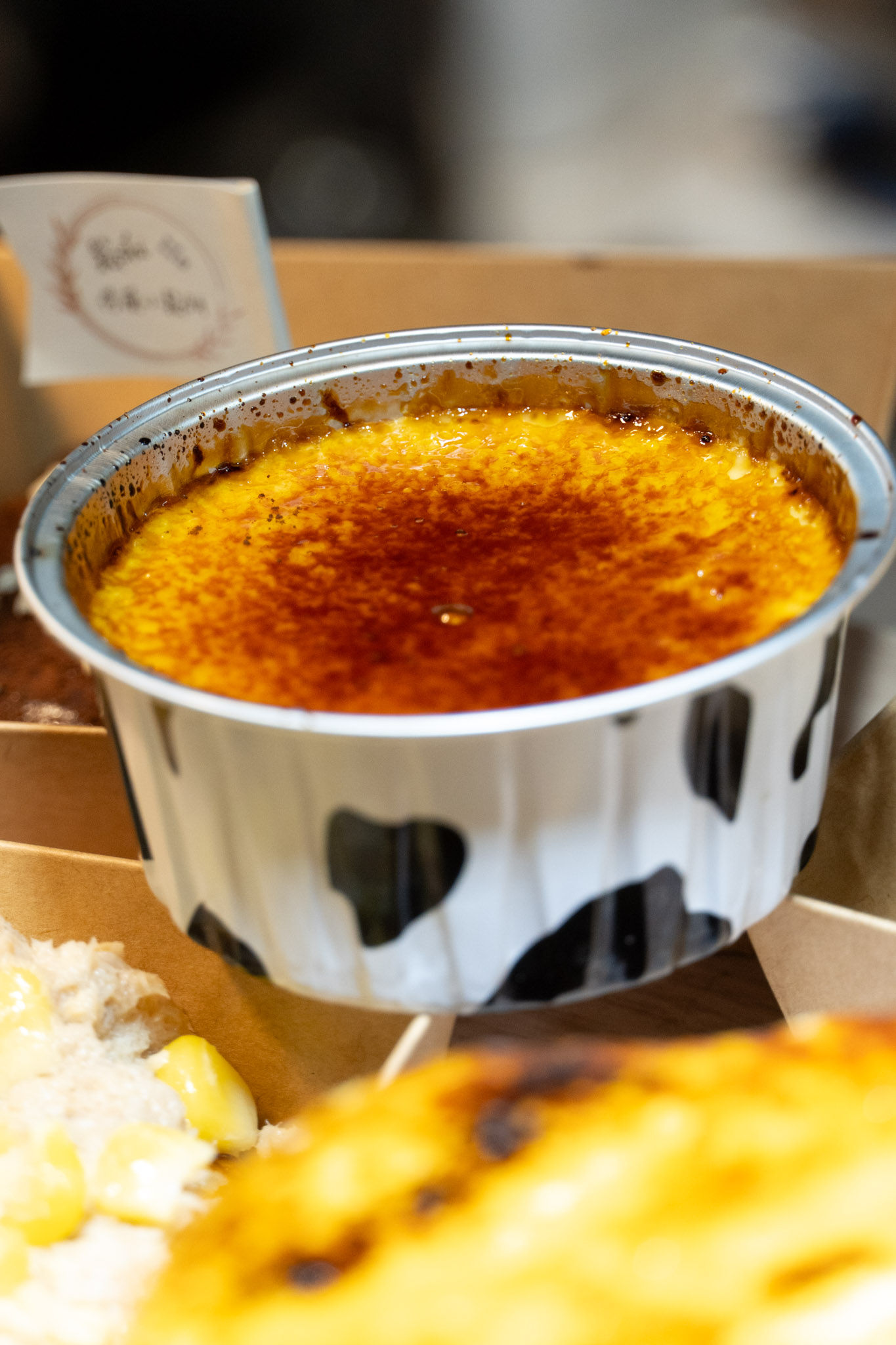 高雄｜蕾隊友舒芙蕾｜高雄必吃夜市甜點 現點現做的香氣太誘人 焦糖卡士達綿密入口即化