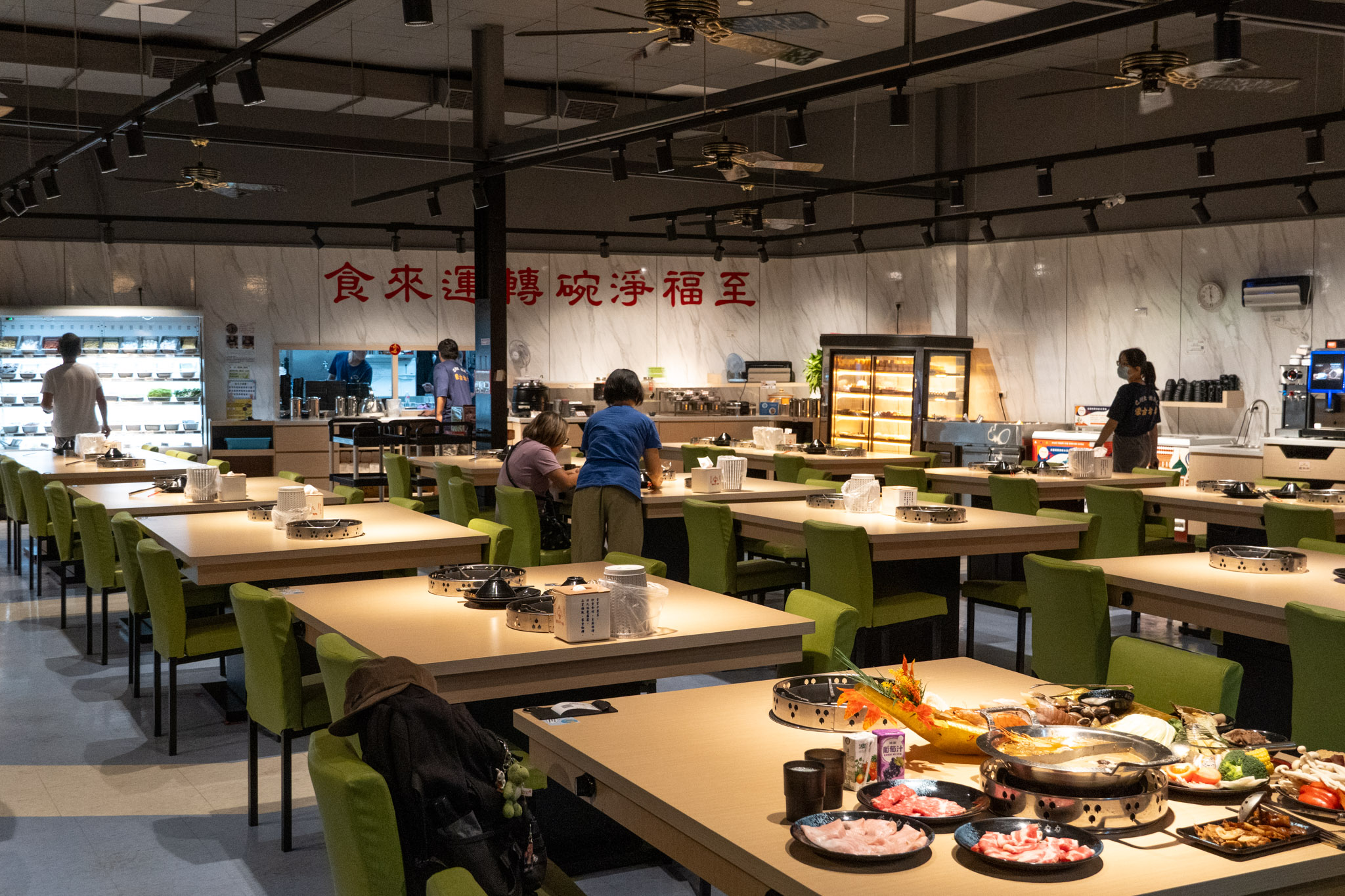 新北｜蒙古勾勾 三峽店｜健康火鍋這樣吃 低GI蒙古麻辣湯底 香辣不油膩的新選擇