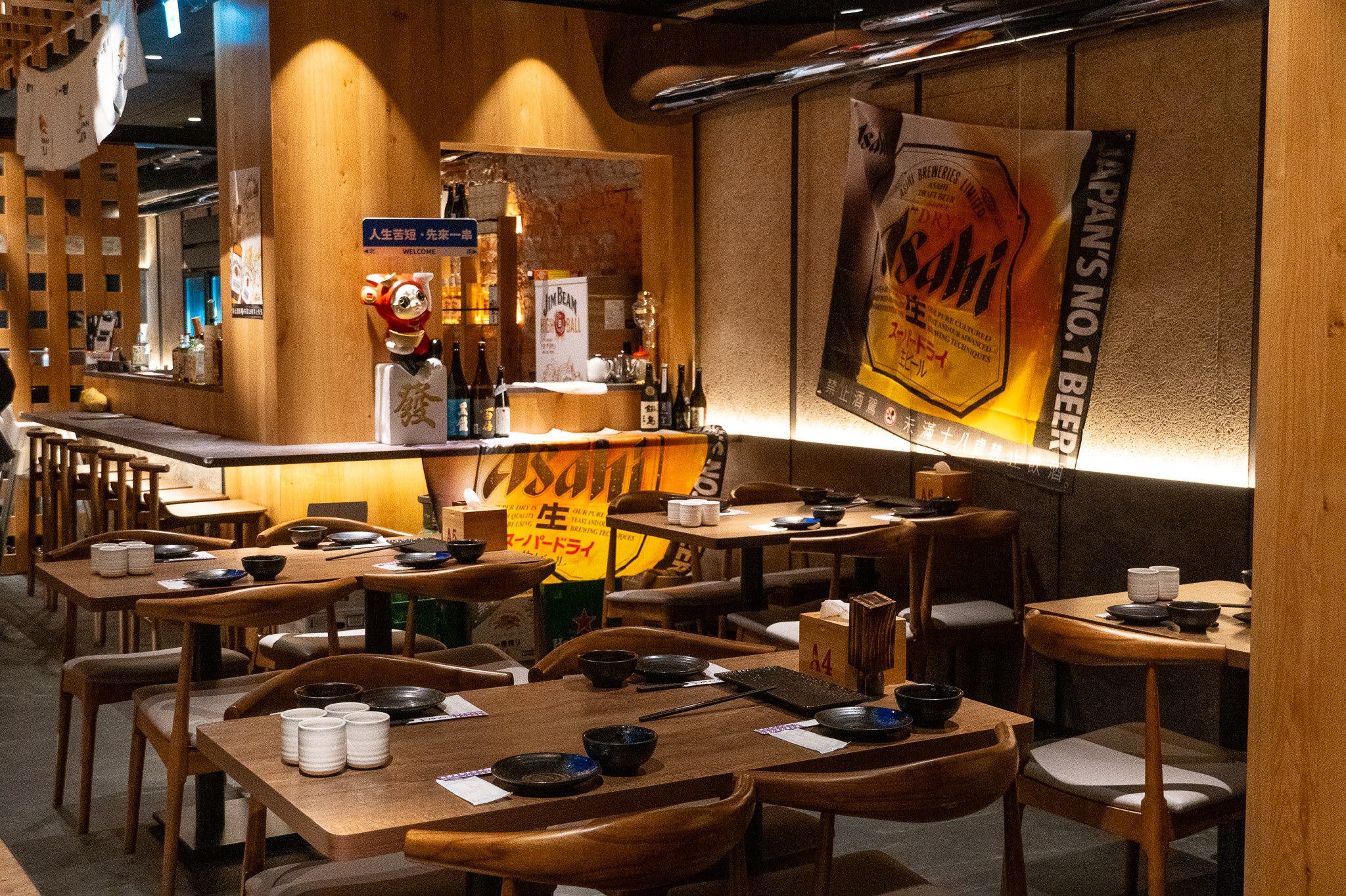 台中｜DOKI TOKI 心動時光屋｜白天努力生活 夜晚學會放鬆 為自己乾一杯的心動時光