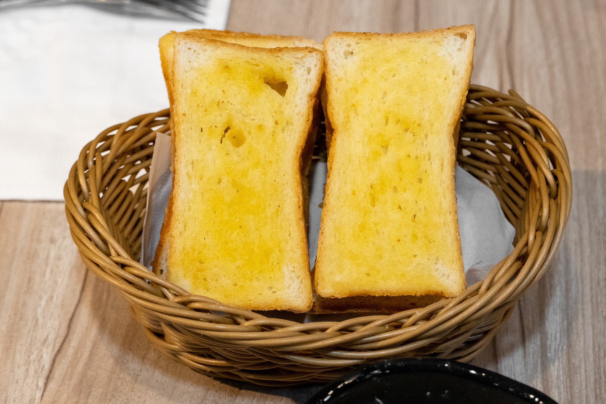 台北｜６分熟牛排｜天母必訪牛排館 6分熟的剛剛好 多汁軟嫩超滿足