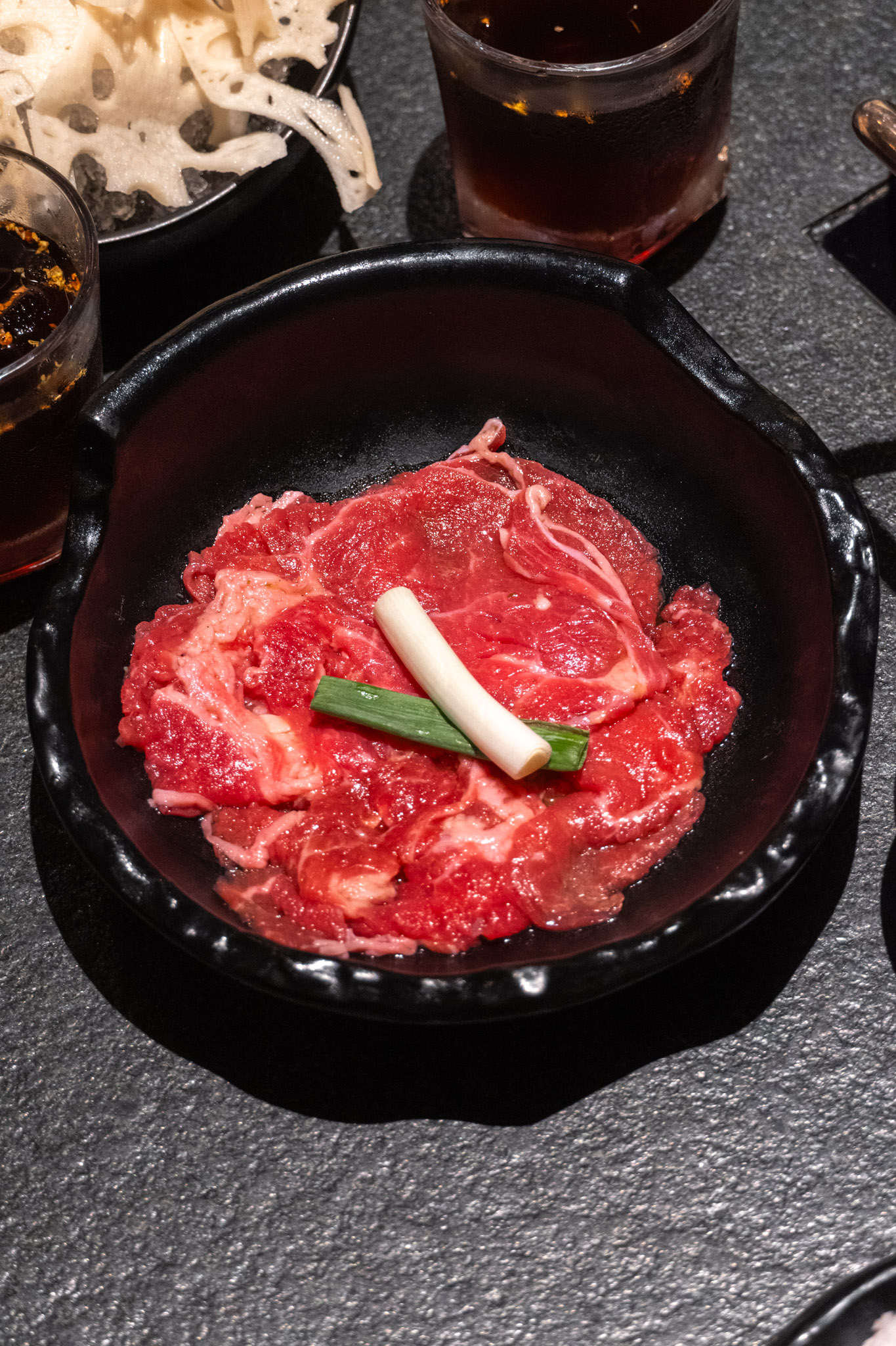 台北|撈王鍋物料理 信義ATT店|從胡椒豬肚雞的香氣開始 一煲四味的粵式火鍋 溫暖了全家的心 台北|撈王鍋物料理 信義ATT店|從胡椒豬肚雞的香氣開始 一煲四味的粵式火鍋 溫暖了全家的心