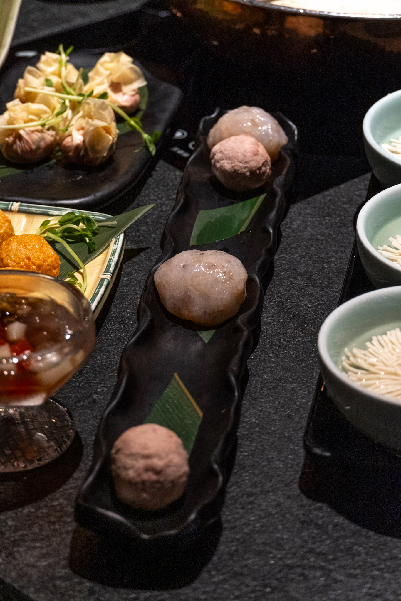 台北|撈王鍋物料理 信義ATT店|從胡椒豬肚雞的香氣開始 一煲四味的粵式火鍋 溫暖了全家的心 台北|撈王鍋物料理 信義ATT店|從胡椒豬肚雞的香氣開始 一煲四味的粵式火鍋 溫暖了全家的心