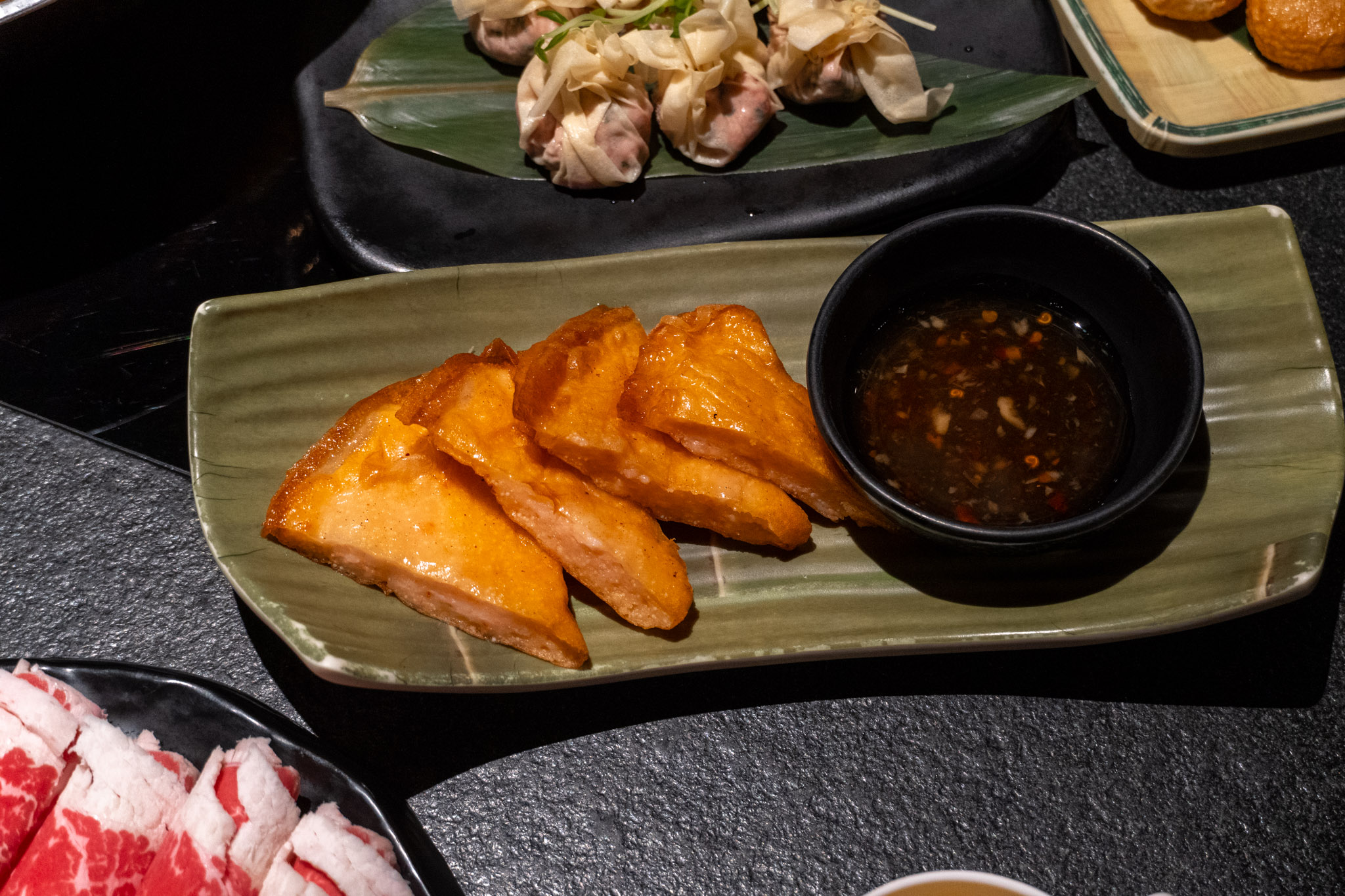 台北|撈王鍋物料理 信義ATT店|從胡椒豬肚雞的香氣開始 一煲四味的粵式火鍋 溫暖了全家的心 台北|撈王鍋物料理 信義ATT店|從胡椒豬肚雞的香氣開始 一煲四味的粵式火鍋 溫暖了全家的心