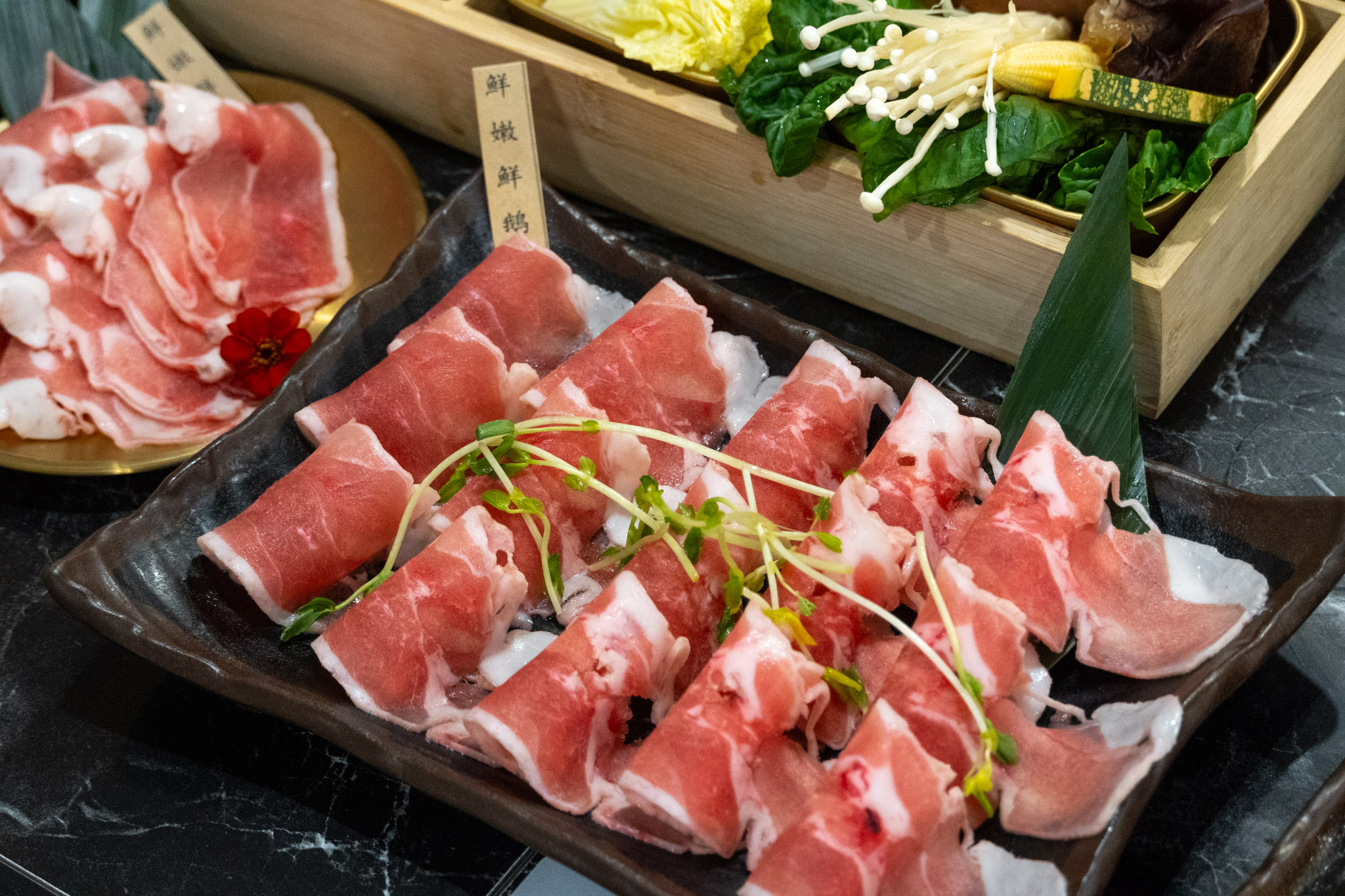 雲林|鵝与鍋 虎尾總店|台灣首創鵝肉鍋物專門店 每日限量鵝白湯熬煮 8 小時 打造全新鵝肉火鍋體驗 雲林|鵝与鍋 虎尾總店|台灣首創鵝肉鍋物專門店 每日限量鵝白湯熬煮 8 小時 打造全新鵝肉火鍋體驗