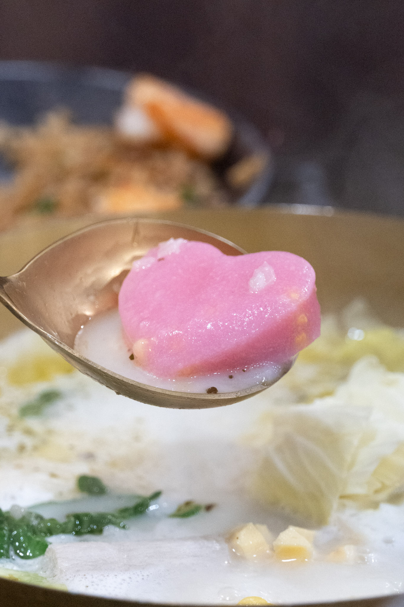 雲林|鵝与鍋 虎尾總店|台灣首創鵝肉鍋物專門店 每日限量鵝白湯熬煮 8 小時 打造全新鵝肉火鍋體驗 雲林|鵝与鍋 虎尾總店|台灣首創鵝肉鍋物專門店 每日限量鵝白湯熬煮 8 小時 打造全新鵝肉火鍋體驗