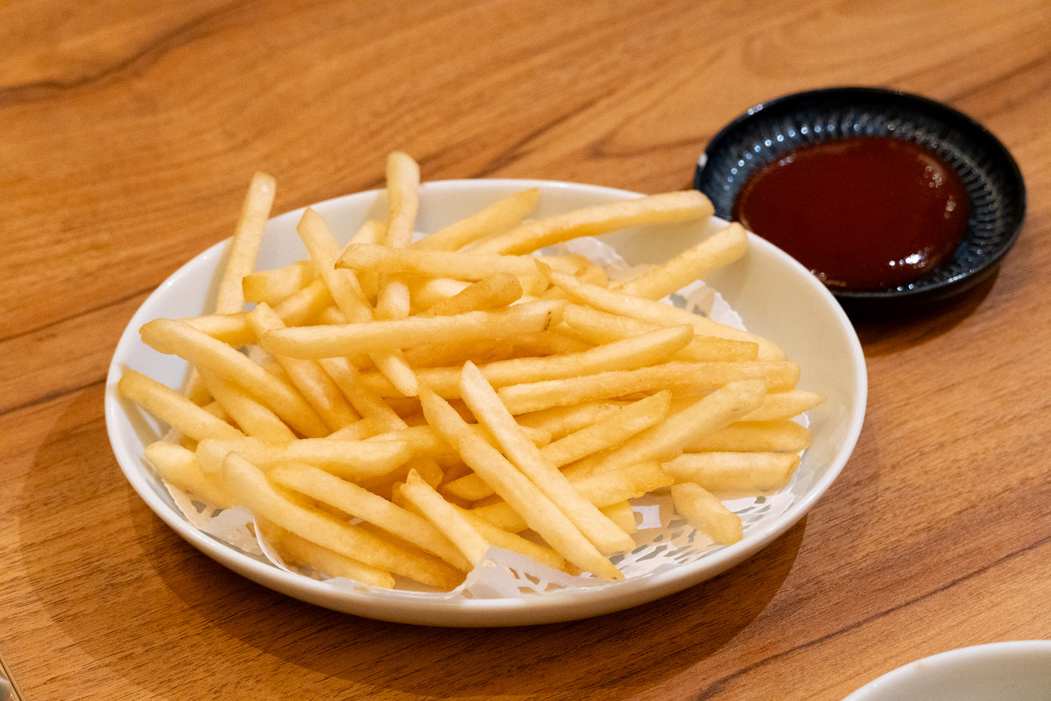 台中｜誠大燒酒館｜台中新開幕居酒屋 日式串燒ｘ台式牛肉麵ｘ包廂Ｋ歌 下班放鬆小酌聚會首選優質店家