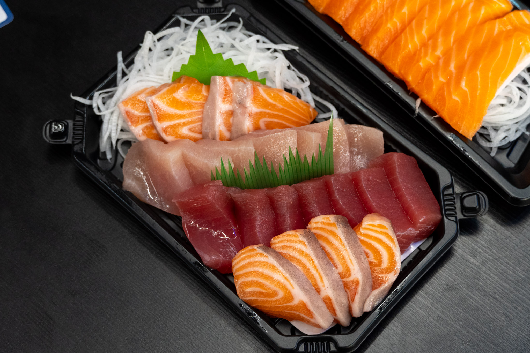 台中｜魚賀hîhó｜台中宵夜新選擇 高品質生魚片與創意生魚串一次滿足