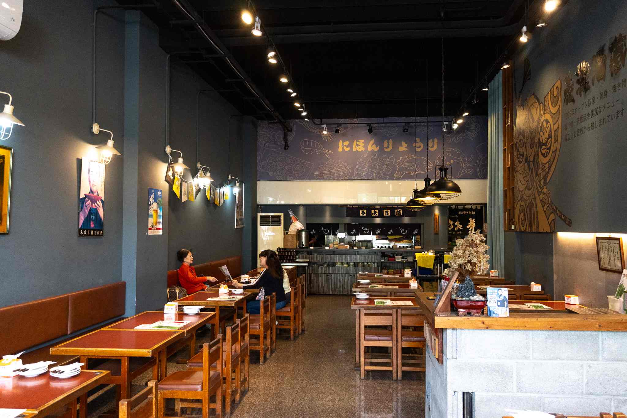 台中｜養瀧酒藏居酒屋｜藏在城市裡的懷舊日式居酒屋氛圍 讓人一走進就放鬆