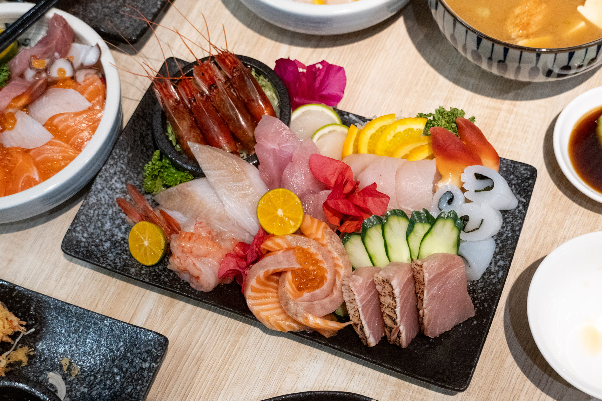 台中｜九壽司 台中店｜花蓮超人氣壽司 現在在台中也吃得到 把熟悉的新鮮與感動帶進城市日常