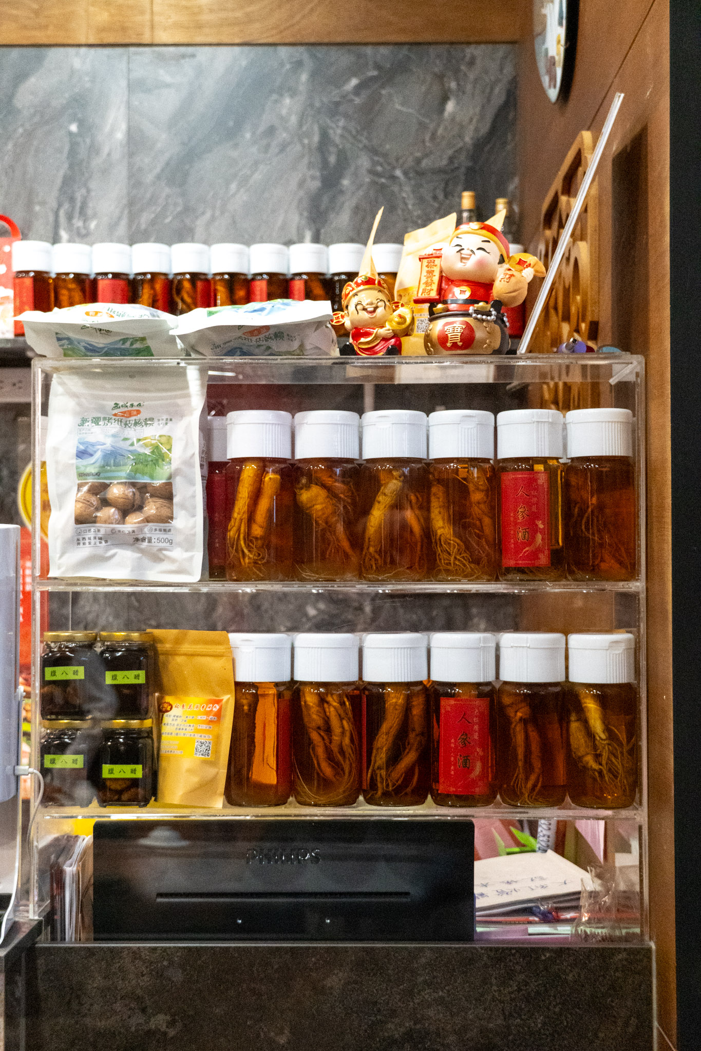 台中｜大紅燈籠 東北酸菜白肉鍋｜台中太平必吃酸菜白肉鍋 搭配捲餅、手工家常餅超加分