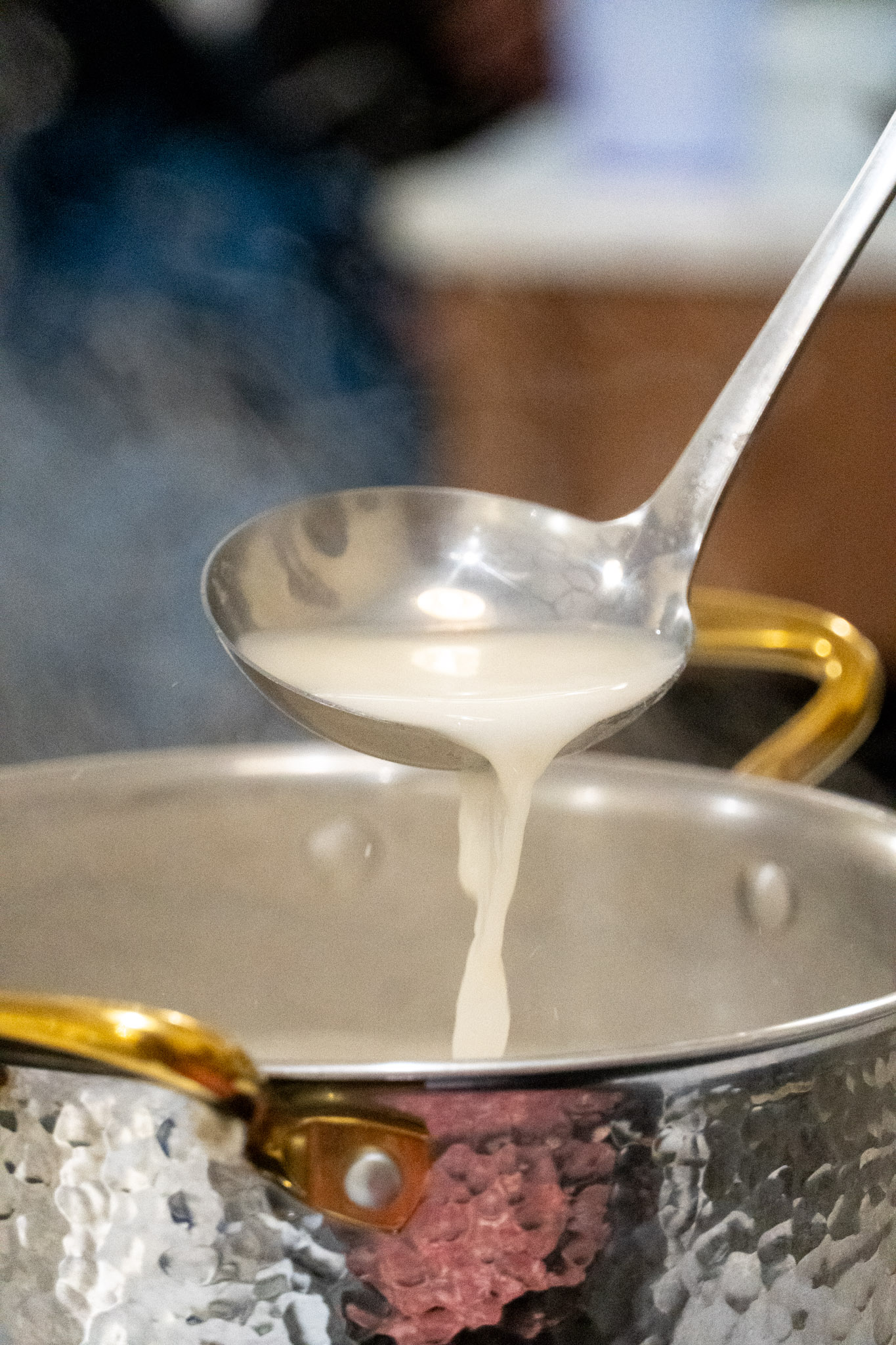 台中｜尚鮮吃到飽火鍋｜台中聚餐火鍋推薦 湯頭現熬 自助吧豐富 家庭朋友聚會首選