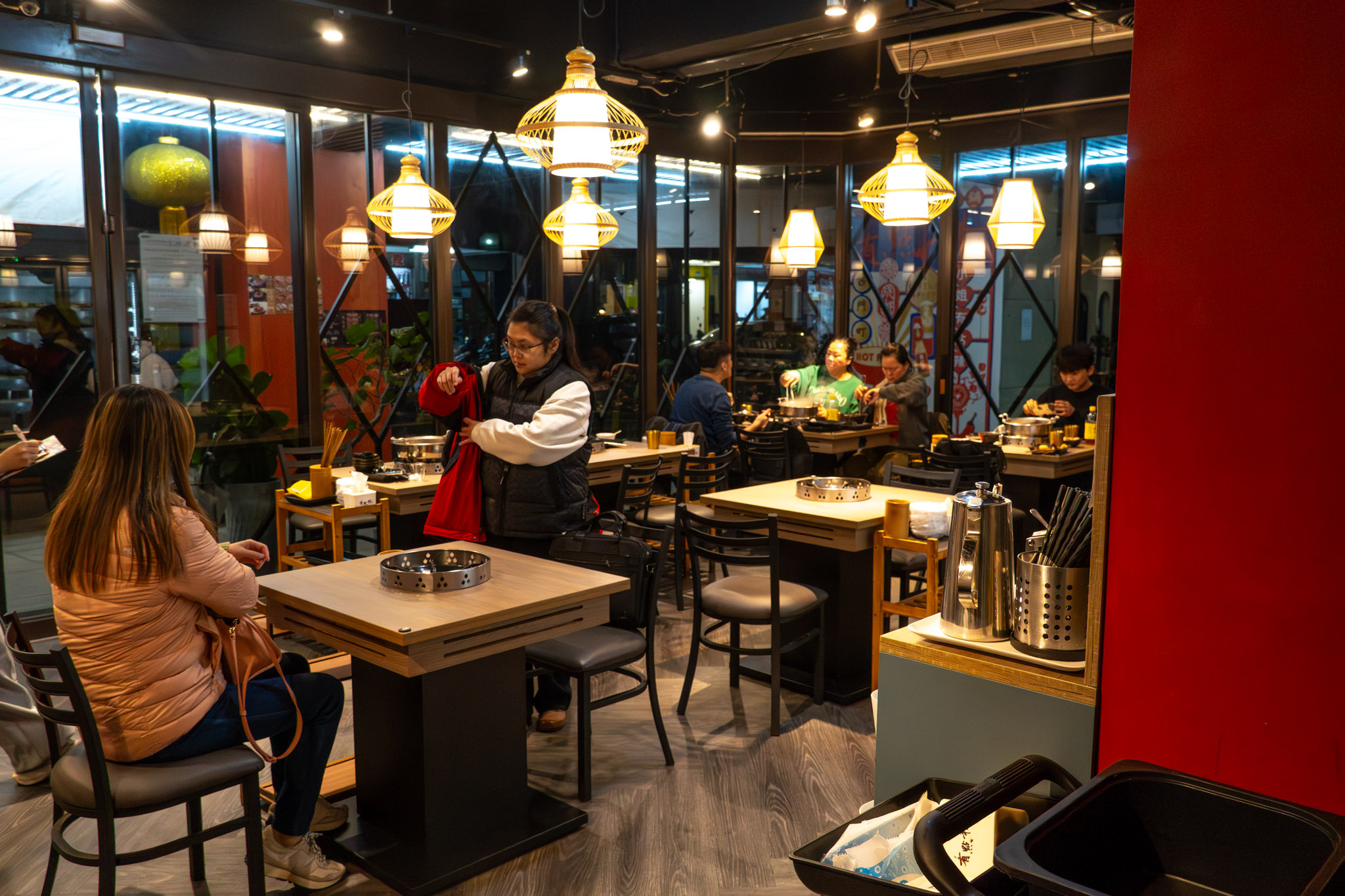 台北｜有點辣正宗麻辣串串鍋｜四川麻辣鍋空運來台 連韓國歐巴都喜歡的高人氣串串鍋