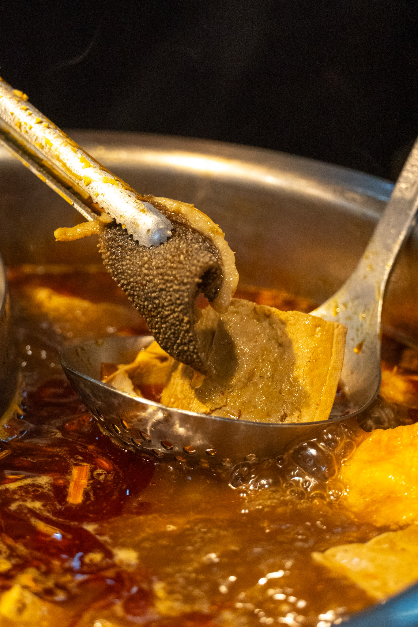 台北｜有點辣正宗麻辣串串鍋｜四川麻辣鍋空運來台 連韓國歐巴都喜歡的高人氣串串鍋