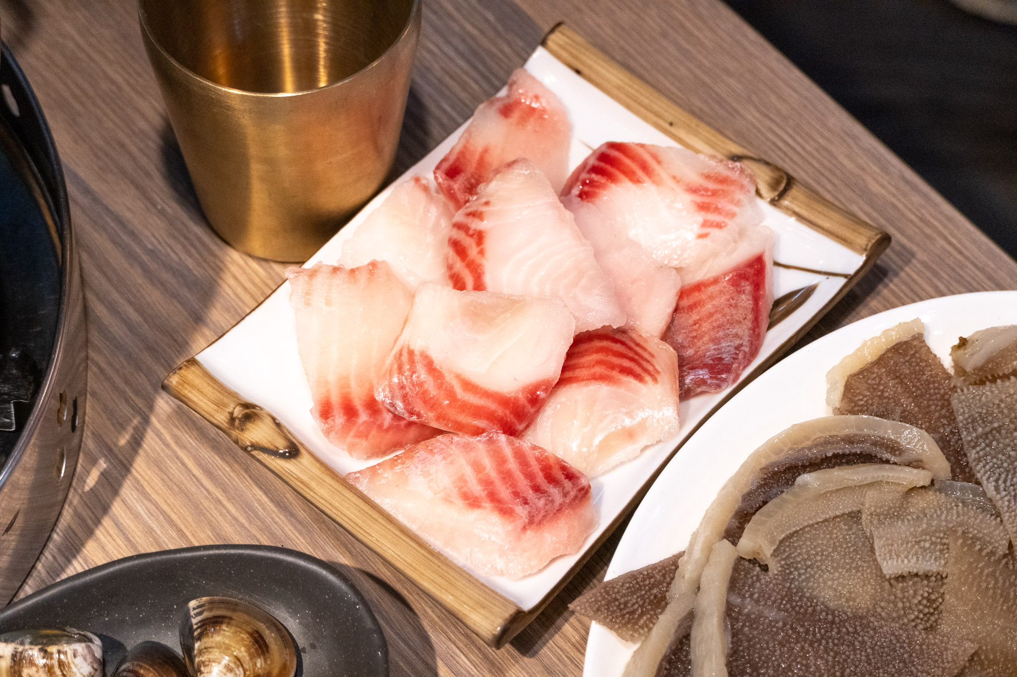 台北｜有點辣正宗麻辣串串鍋｜四川麻辣鍋空運來台 連韓國歐巴都喜歡的高人氣串串鍋