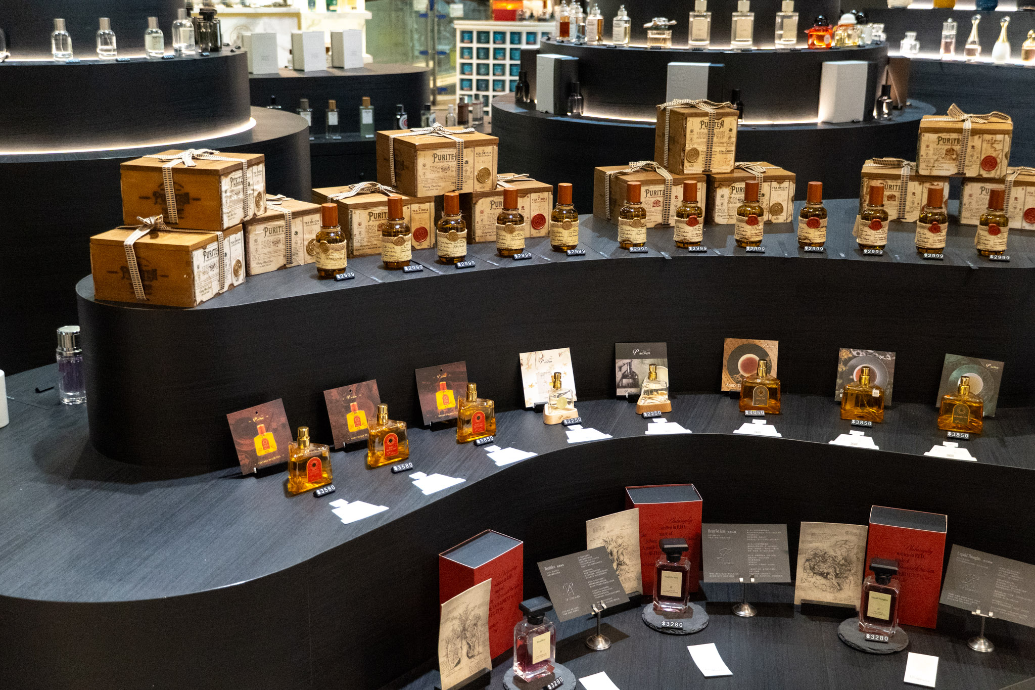 桃園|大江國際購物中心|不知道去哪?那就去大江!桃園大江購物中心驚喜大爆發,打卡+優惠+新品牌一網打盡,讓你一進去就逛到不想出來,全桃最美打卡 Mall! 桃園|大江國際購物中心|不知道去哪?那就去大江!桃園大江購物中心驚喜大爆發,打卡+優惠+新品牌一網打盡,讓你一進去就逛到不想出來,全桃最美打卡 Mall!