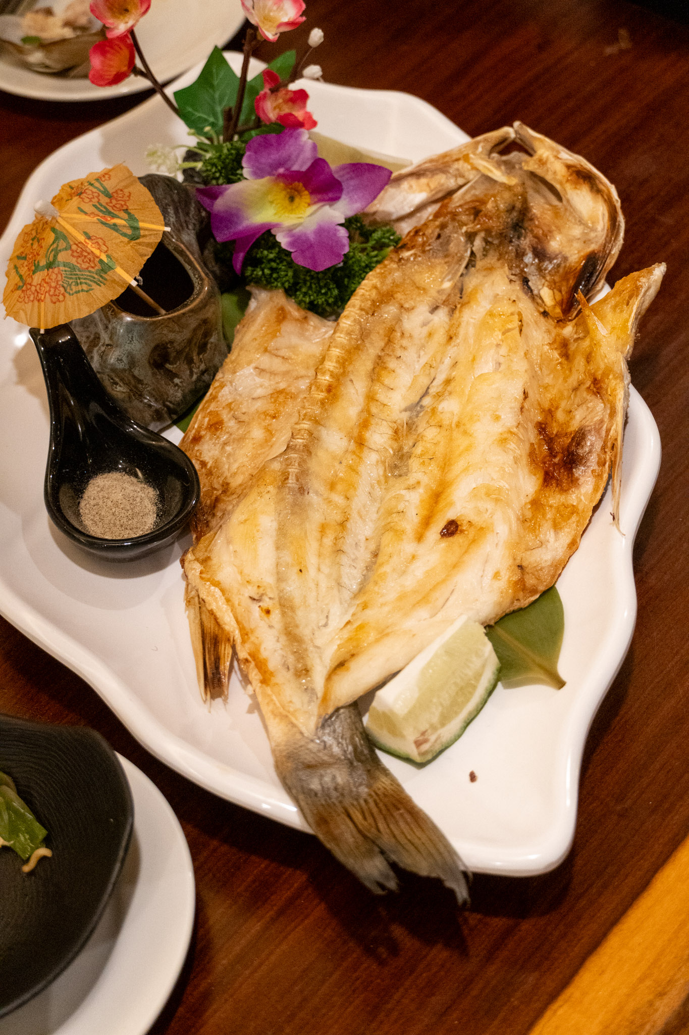 新竹｜草地囡仔複合式熱炒｜台式熱炒推薦 在地人最愛的家常料理與海鮮聚餐首選 吃出鍋氣與人情味