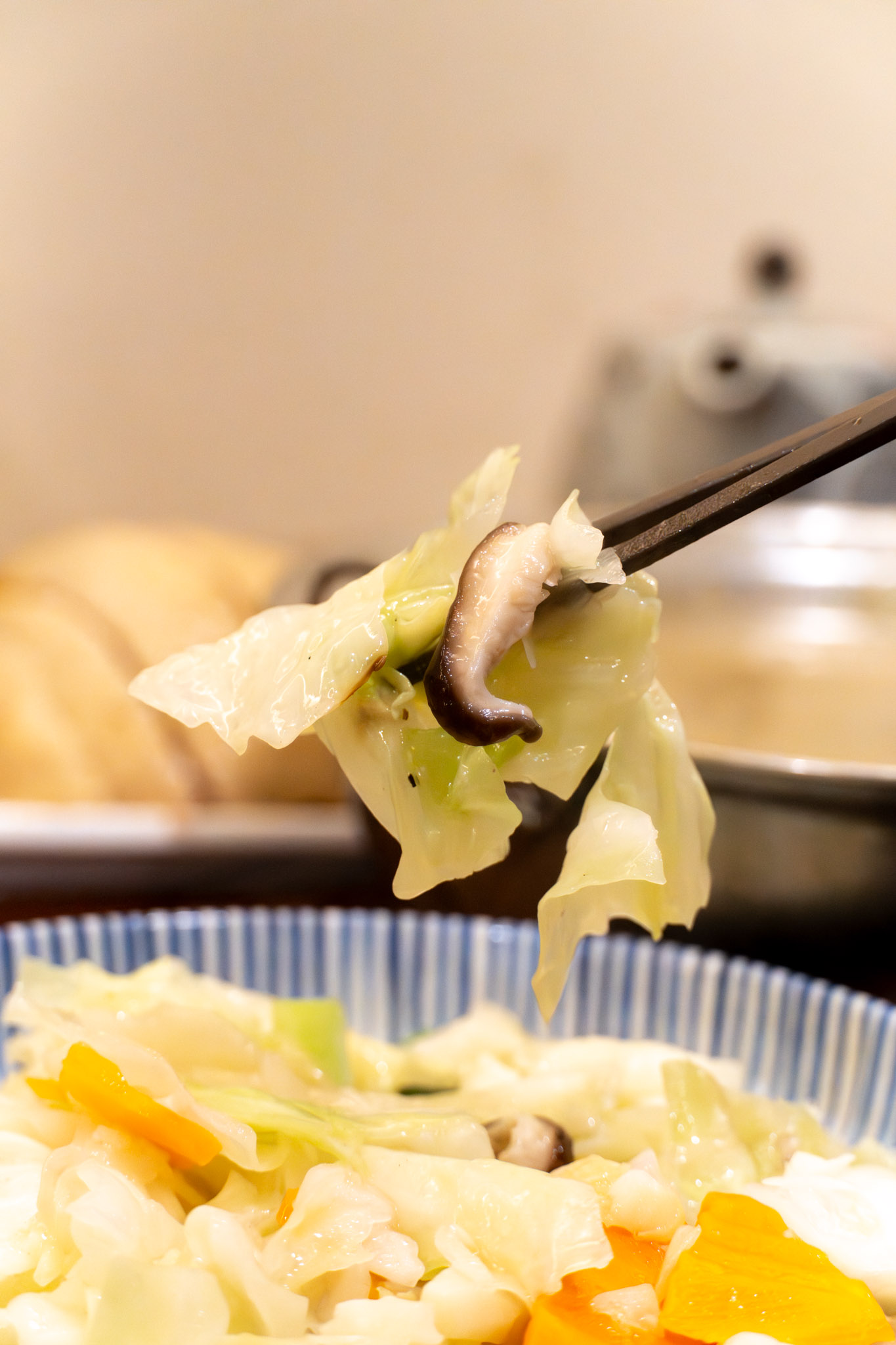 新竹｜草地囡仔複合式熱炒｜台式熱炒推薦 在地人最愛的家常料理與海鮮聚餐首選 吃出鍋氣與人情味